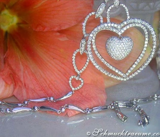 Feines Herz-Collier aus Weißgold mit 4,88 ct. Brillanten