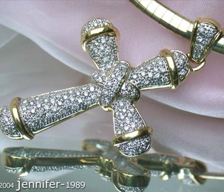 Gelbgold 585 Kreuz Anhänger mit 1.150 Brillanten