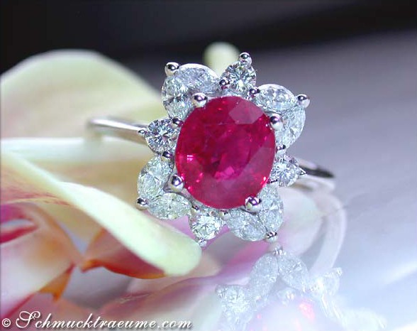 Exquisiter Burma Rubin Ring mit Diamanten - Image 5