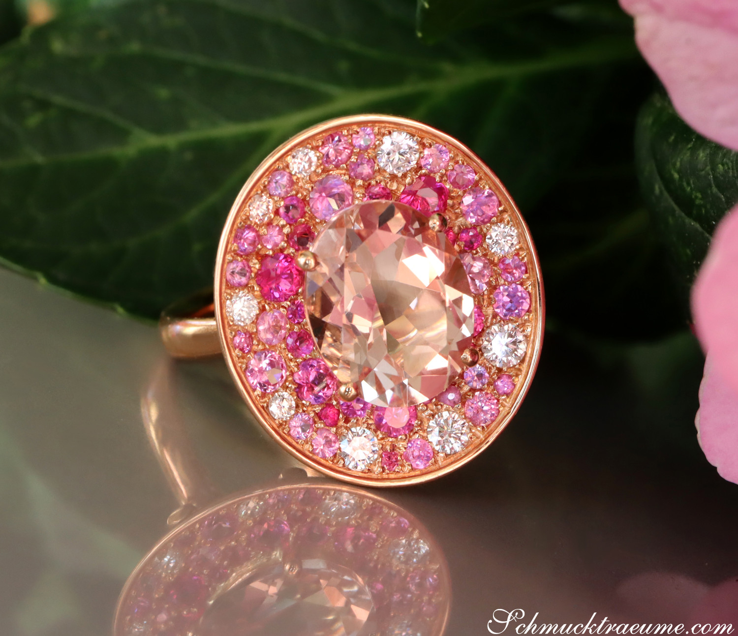 Rosenring mit Morganit, Pink Saphiren und Brillanten, Detailaufnahme