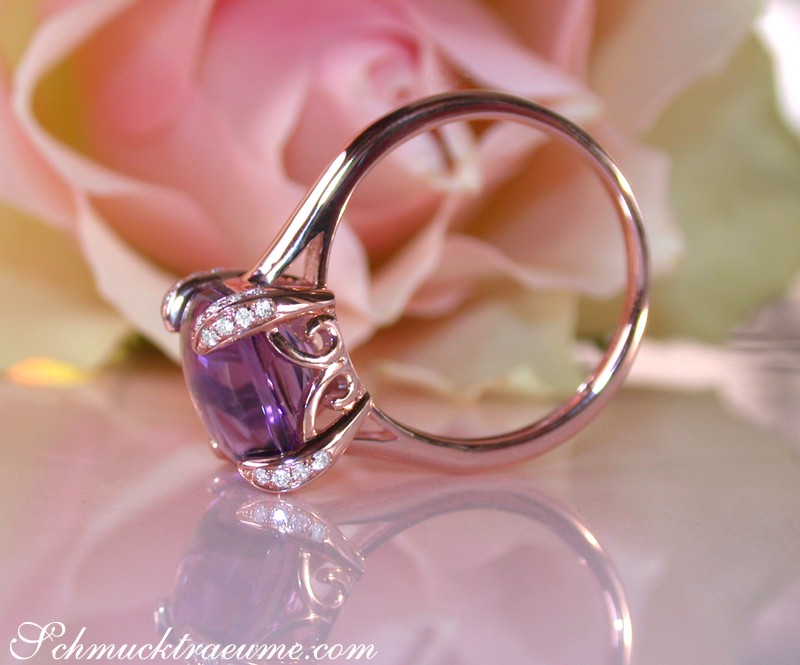 Raffinierter Amethyst-Ring mit Diamanten in Roségold, Detailaufnahme