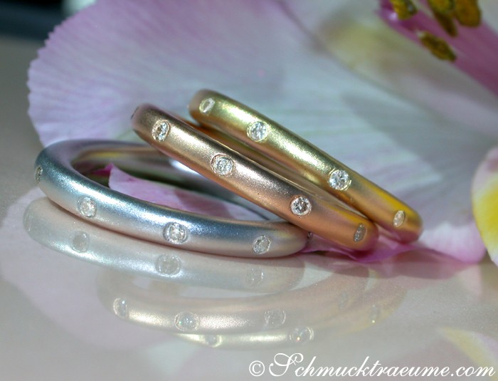 Drei Brillanten Ringe im Sternenhimmel Design - Image 2