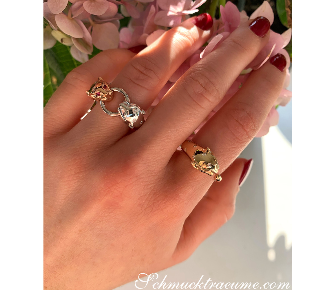 Panther-Ring aus Gelbgold 750 mit funkelndem Brillanten, detailreich gestaltet
