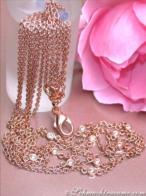 Rosenquarz und Rauchquarz Collier mit Brillanten auf roségoldener Kette