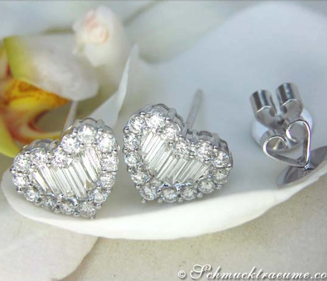 Exquisite Brillanten Herz Ohrstecker mit Baguette Diamanten - Image 1 Exquisite Brillanten Herz Ohrstecker mit Baguette Diamanten - Image 1