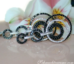 Kreis-Ohrhänger aus Weißgold mit schwarzen und weißen Diamanten