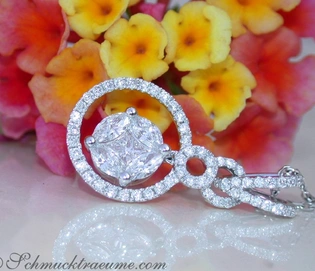 Weißgold-Anhänger mit Princess & Marquise Diamanten, Illusion-Design