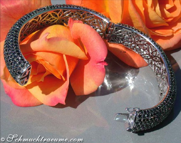 Stattlicher schwarze Diamanten Armreif (23,60 ct.) - Image 3
