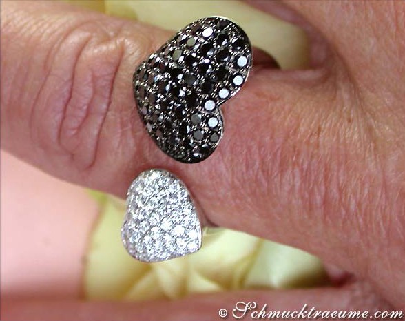 Auffallender Herz Ring mit schwarzen Diamanten - Image 4