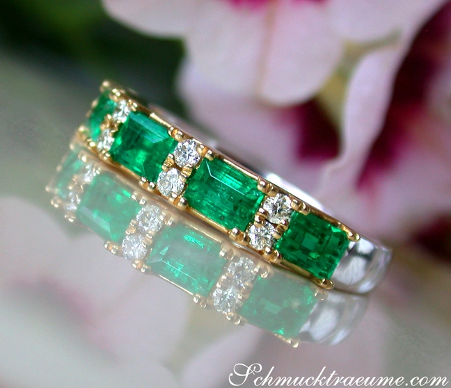 Stattlicher Smaragd Ring mit Brillanten in Bicolor Fertigung - Image 1 Stattlicher Smaragd Ring mit Brillanten in Bicolor Fertigung - Image 1