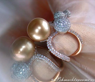 Goldener Südseeperlen-Ring mit Pave-Brillanten
