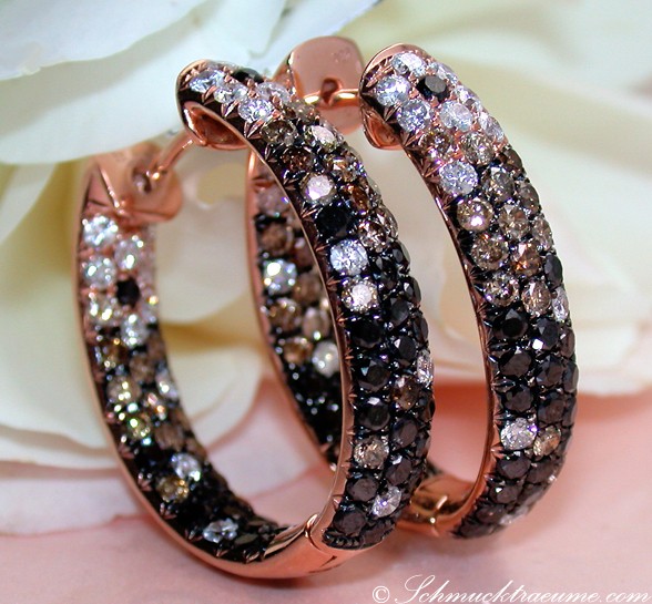 Ausgesuchte Creolen mit schwarzen Diamanten, naturbraunen und weißen Brillanten - Image 5