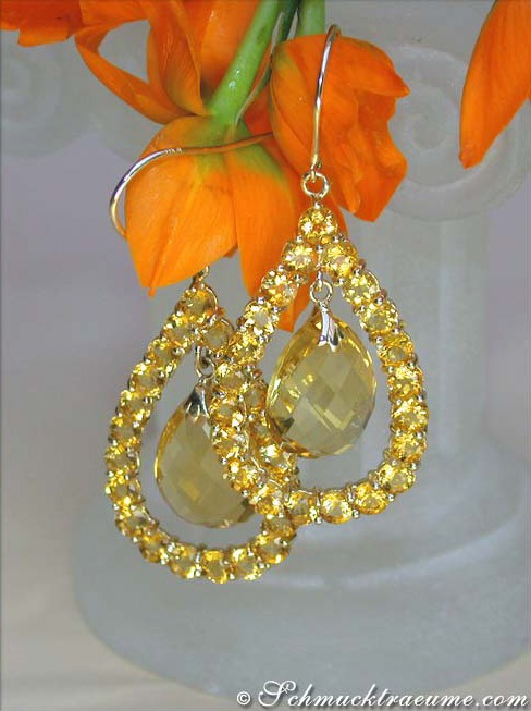 Hochwertige Citrin-Ohrhänger mit 44 gelben Steinen, detaillierte Ansicht, elegantes Design