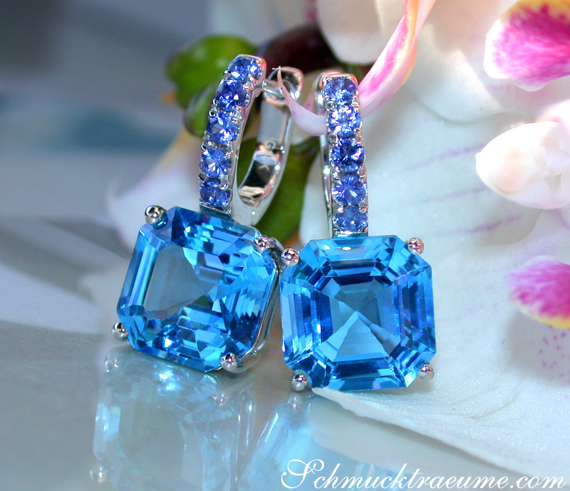 Blautopas-Ohrringe mit Saphiren in Weißgold, Detailaufnahme