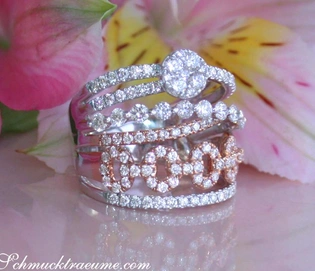 Raffinierter Mehrreihiger Brillantring in Weißgold und Roségold 750, detailreich gestaltet