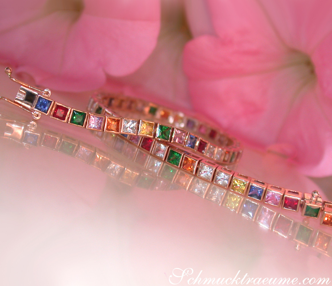 Multicolor Saphir-Armband mit Rubinen und Tsavorites, Prinzessenschliff, roségold 585