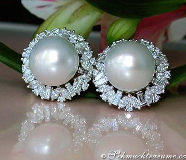 Südseeperlen-Ohrstecker mit Diamanten, Baguette-, Marquise- und Brillant Schliff, 14-15 mm, Weißgold 750 Südseeperlen-Ohrstecker mit Diamanten, Baguette-, Marquise- und Brillant Schliff, 14-15 mm, Weißgold 750