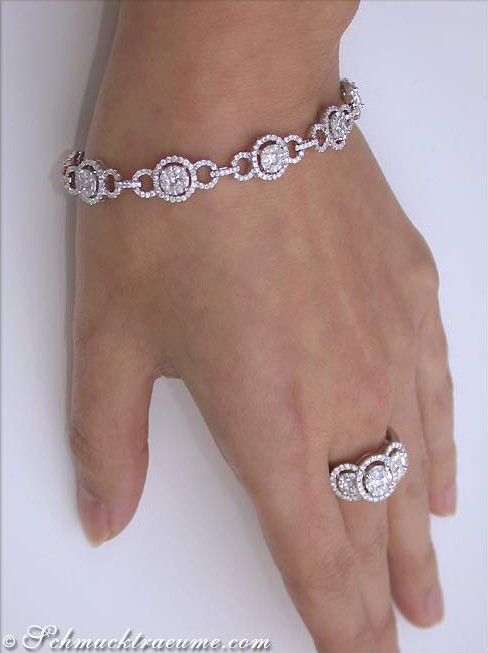 Armband mit Diamanten in Illusion-Design, Detailaufnahme, weißes Gold