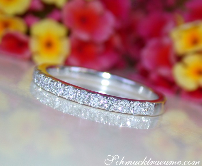 Verlobungsring mit Diamantbesatz, Baguette- & Brillantschliff, Weißgold 750