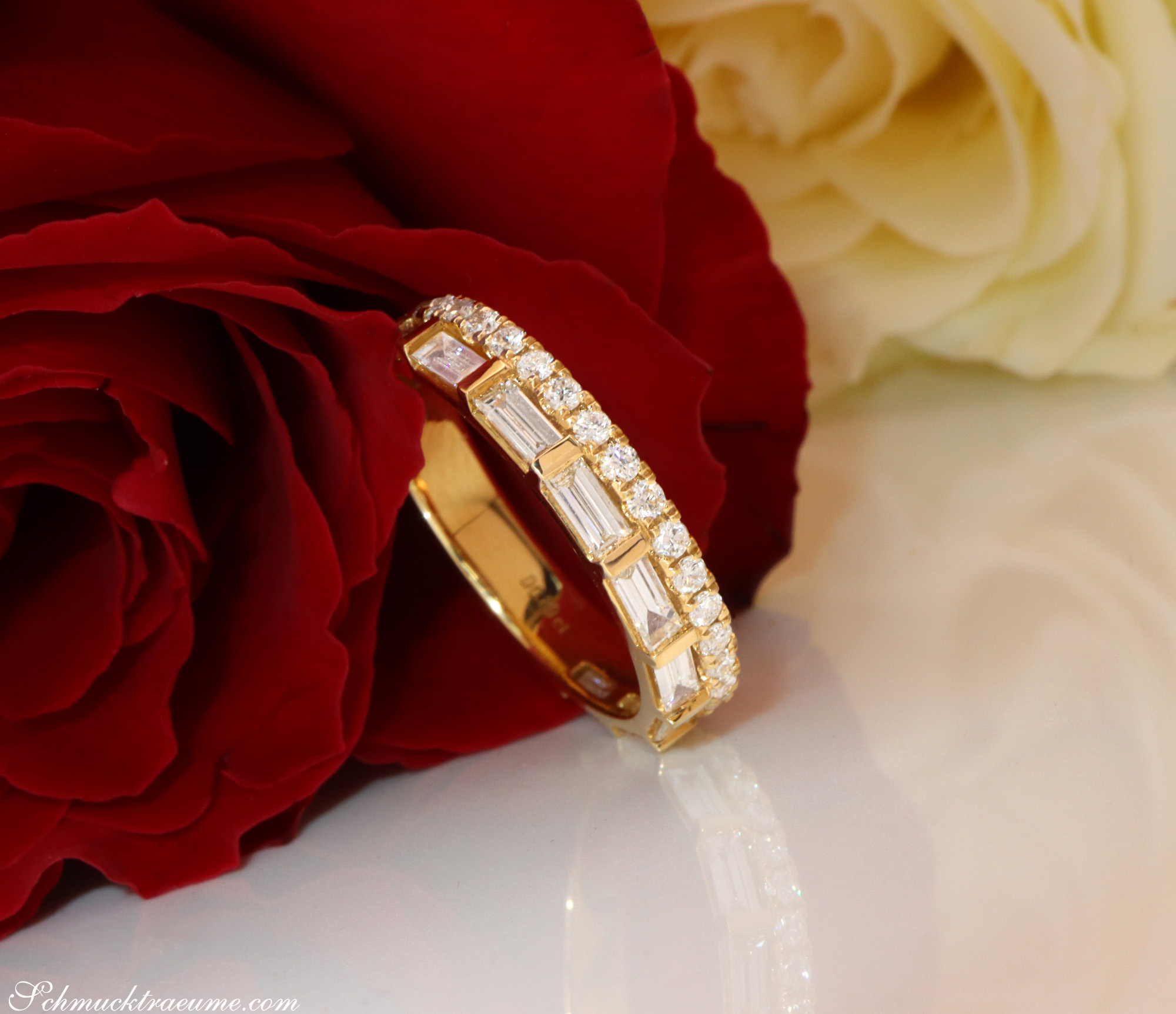 Bildschöner Brillanten Band Ring mit Baguette Diamanten - Image 4