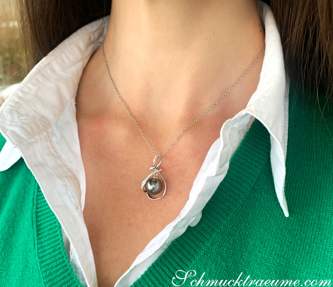 Verspielter Tahitiperle Anhänger mit Diamanten - Image 7