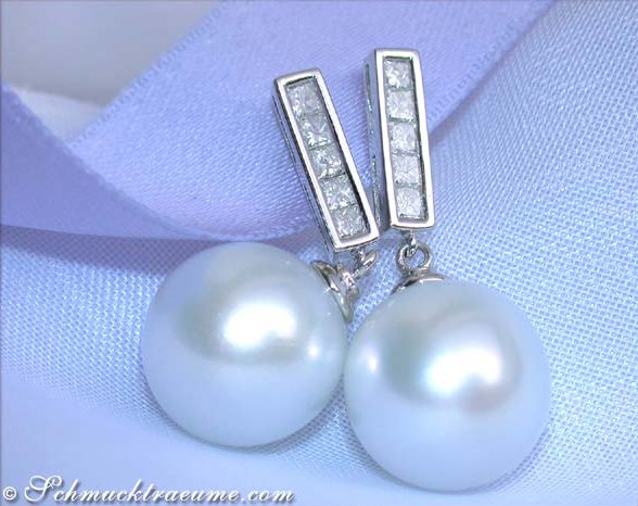 Weißgold 750 Ohrstecker mit 10-11 mm Südseeperlen und Diamanten
