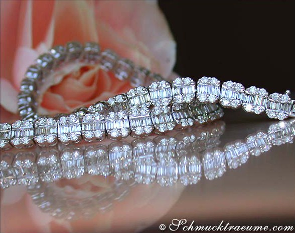 Exklusives Brillanten & Baguette Diamanten Collier (14.50 ct.) - Image 4