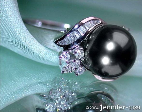 Weißgold-Tahitiperlen-Ring mit 0.470 Karat und 9-10 mm Perlen