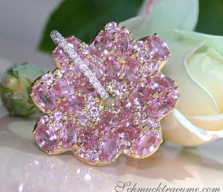 Rosa Saphir-Blütenring mit 7.530 Karat, Gelb- und Weißgold 750
