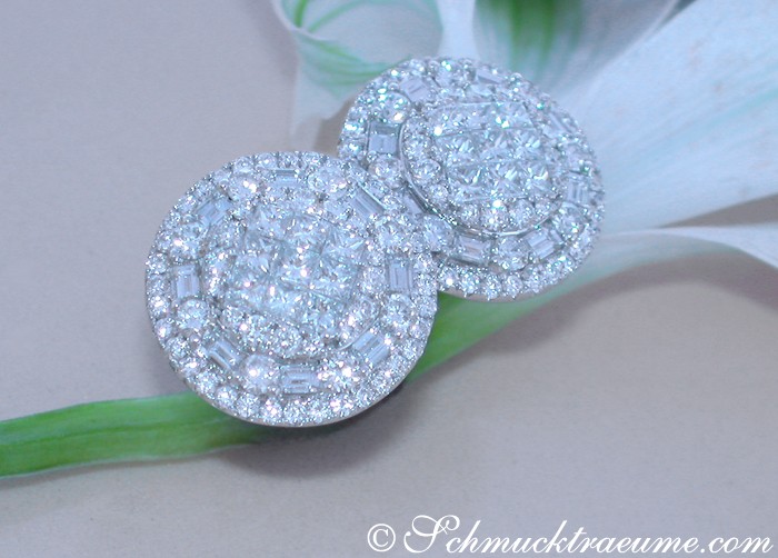 Noble Brillanten Ohrstecker mit Princess & Baguette Diamanten - Image 3