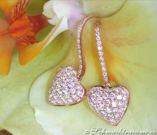 Herzformige Diamant-Ohrhänger in Roségold 750