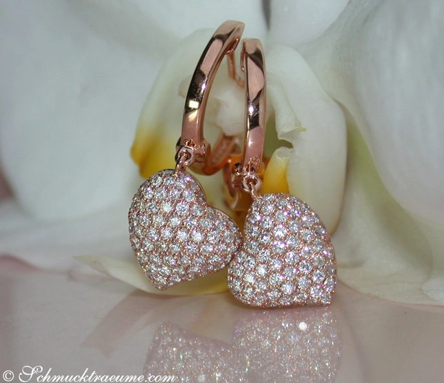 Klassische Herz-Ohrhänger aus Roségold 750 mit Diamantbesatz Klassische Herz-Ohrhänger aus Roségold 750 mit Diamantbesatz