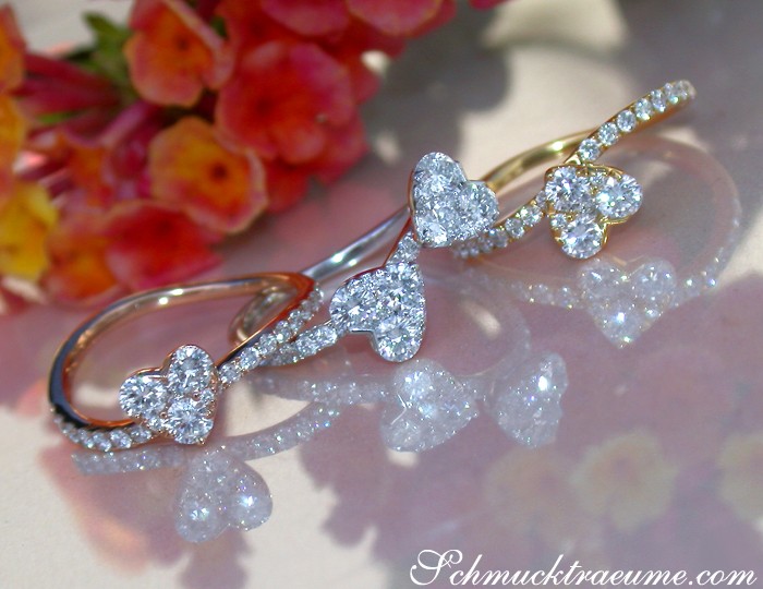 Stacking-Ringe aus Weiß-, Rosé- & Gelbgold mit Brillantenherzen