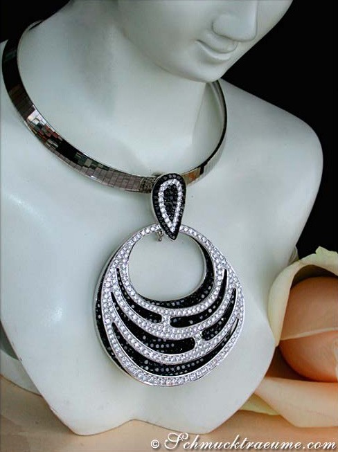 Schwarz-Weiß-Diamant-Anhänger mit funkelndem Brillanten in 750 Weißgold