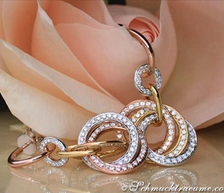 Kreisförmige Ohrgehänge mit Brillanten in Weiß-, Gelb- & Roségold