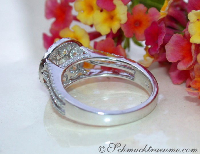 Flacher Brillanten-Ring aus Weißgold 750 mit TW SI1 Diamanten, Detailaufnahme