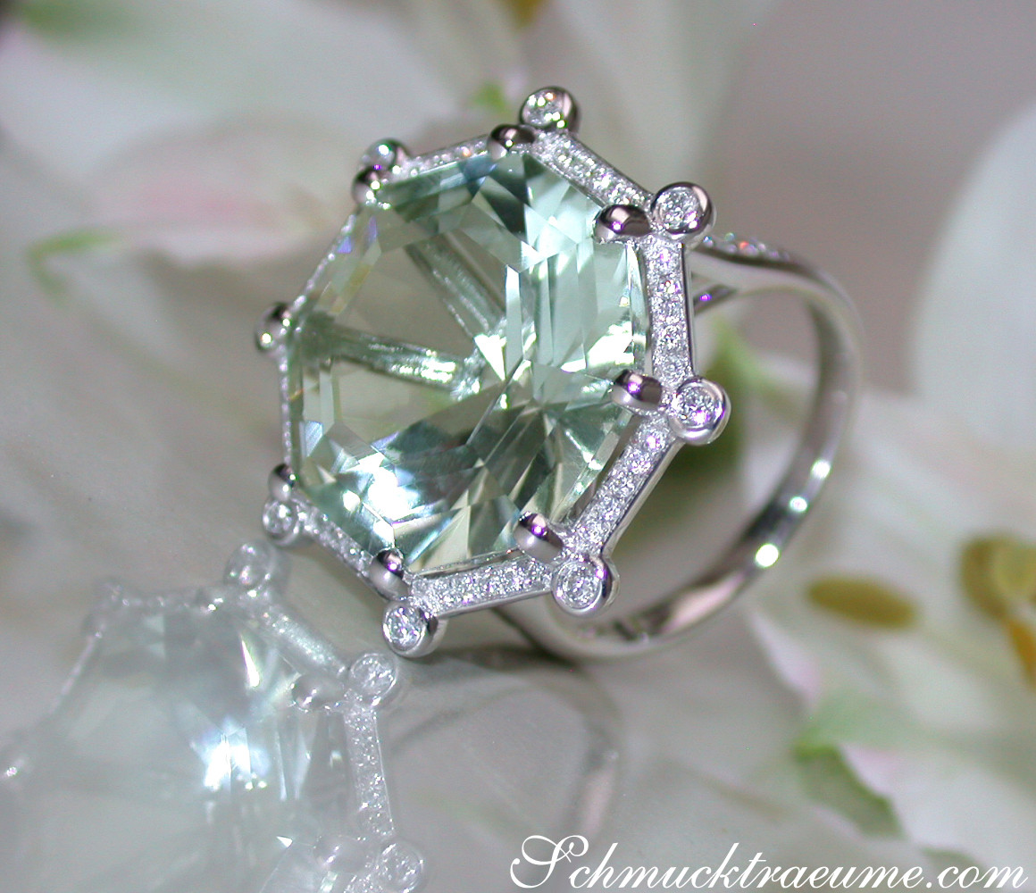 Opulenter Prasiolith-Ring mit Brillanten, Detailaufnahme, auffällig, Weißgold 750