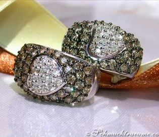 Herzohrringe in Weißgold mit naturbraunen Brillanten