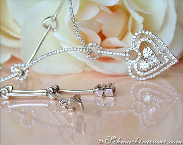 Exquisites Herz Collier mit Brillanten & Princess Diamanten - Image 5
