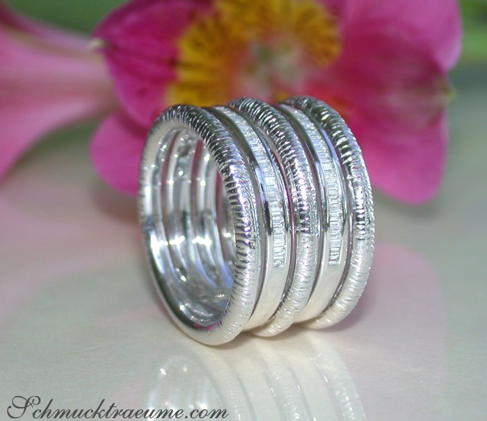 Puristischer Weißgold Ring mit Diamanten - Image 4