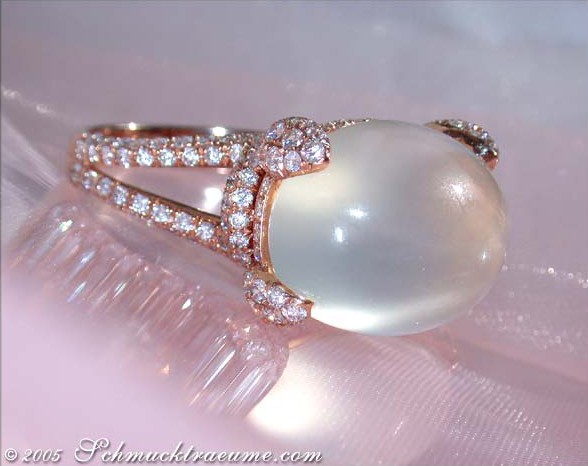 Prächtiger Mondstein Ring mit Brillanten - Image 3