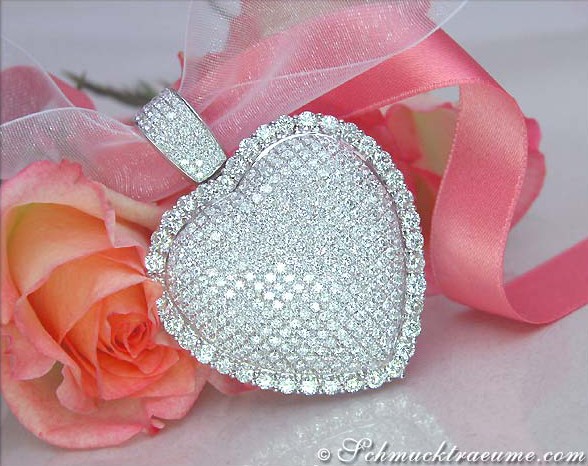 Extra großer Brillanten Herz Anhänger (9,50 ct.) in Weißgold 750, funkelndes Juwel