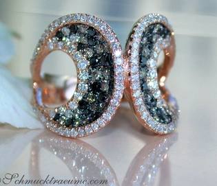 Roségold-Ring mit schwarzen, naturbraunen und weißen Diamanten