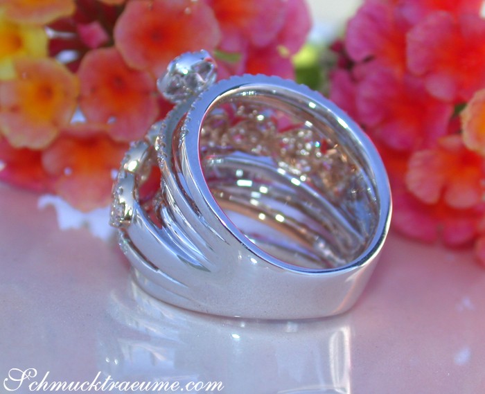 Mehrreihiger Brillanten Ring im Herz Design - Image 5