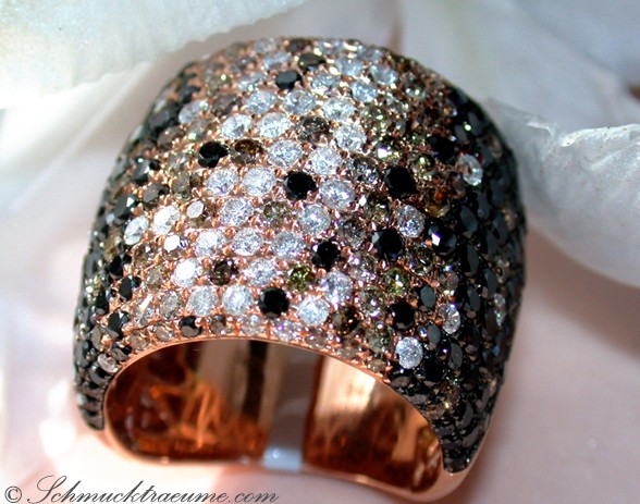 Stattlicher Ring mit schwarzen Diamanten, naturbraunen & weißen Brillanten - Image 5