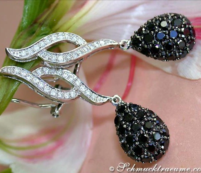 Bezaubernde Ohrringe mit schwarzen Diamanten - Image 1 Bezaubernde Ohrringe mit schwarzen Diamanten - Image 1