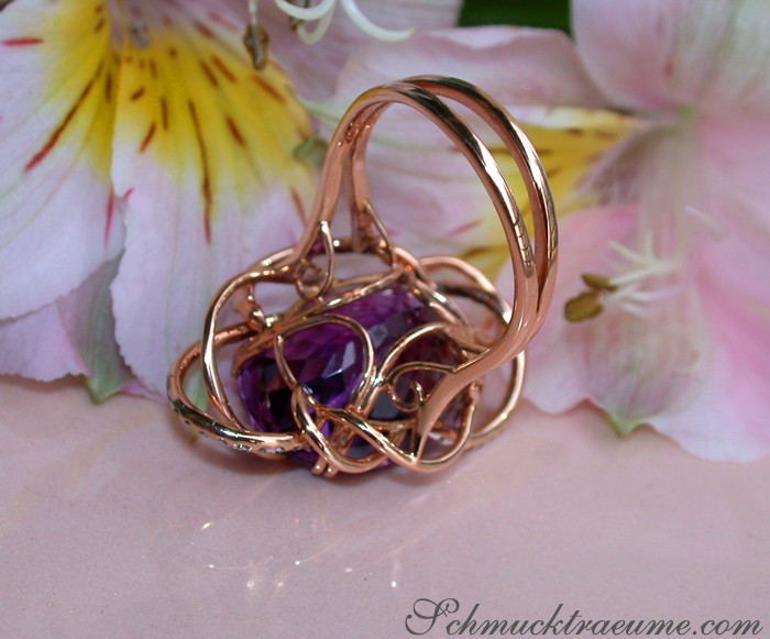 Außergewöhnlicher Amethyst Ring mit Diamanten - Image 7
