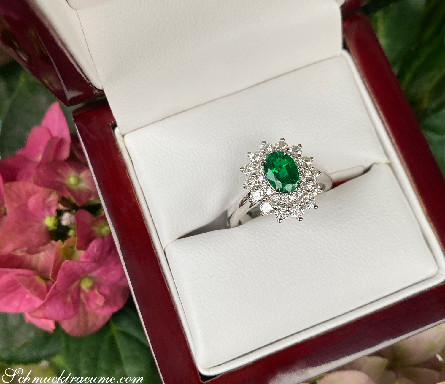 Prachtvoller Smaragd Ring "Entourage" - Image 10