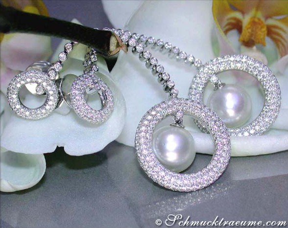 Ausgesuchte Südseeperlen Ohrgehänge mit Brillanten (7 cm) - Image 9