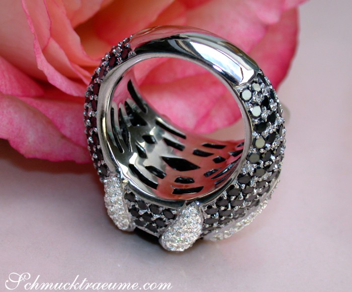 Opulenter Onyx Ring mit schwarzen & weißen Diamanten - Image 10
